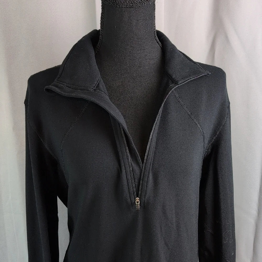 lululemon athletica Black‎ Fitted Zippered Pullover